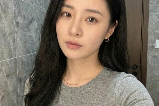 内娱又一男星塌房！宋宁峰婚内出轨妻子拿裸照威胁小三闭嘴