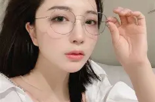 娱乐圈四月大瓜连连！娜扎放话人比角色美全红婵遭网暴报警内幕-第1张图片-